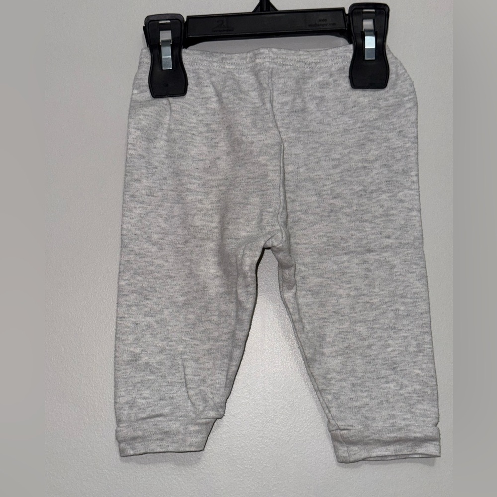 Ralph Lauren Gray Sweatpants with Tapered Leg Design